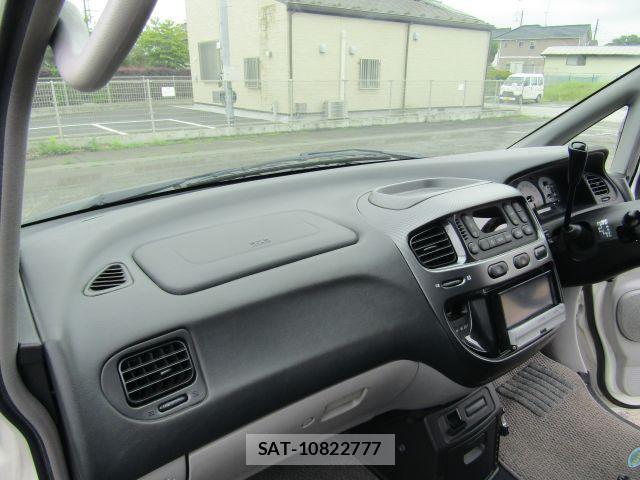 Mitsubishi DELICA SPACEGEAR 2006-02 7616262-9