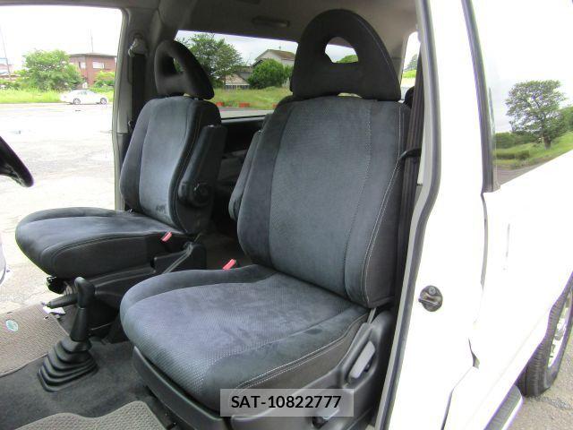 Mitsubishi DELICA SPACEGEAR 2006-02 7616262-12