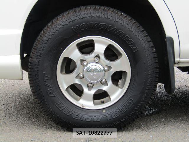 Mitsubishi DELICA SPACEGEAR 2006-02 7616262-17
