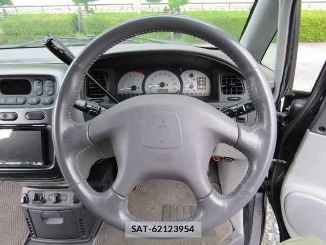 Mitsubishi DELICA SPACEGEAR 2004-12 8098930-12