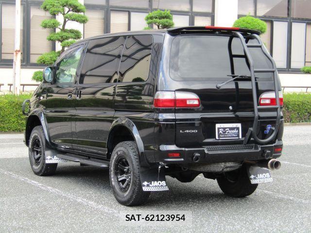 Mitsubishi DELICA SPACEGEAR 2004-12 8098930-1