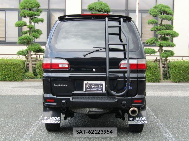 Mitsubishi DELICA SPACEGEAR 2004-12 8098930-5
