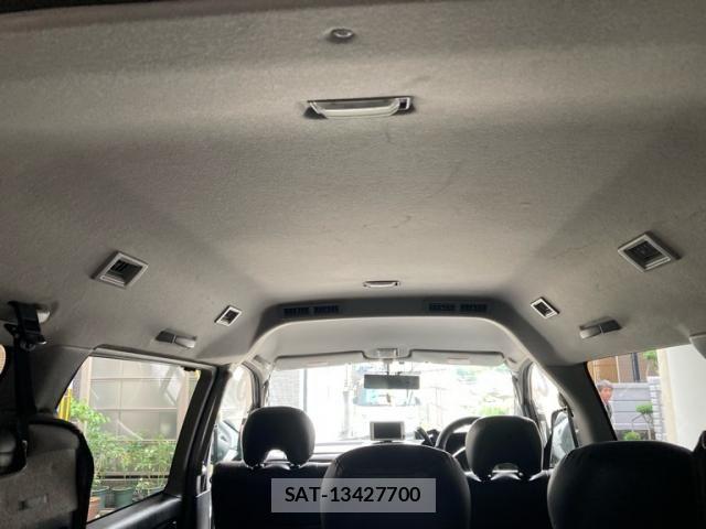 Mitsubishi DELICA SPACEGEAR 2002-11 8314242-11