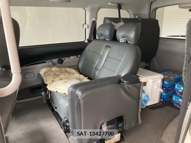 Mitsubishi DELICA SPACEGEAR 2002-11 8314242-13