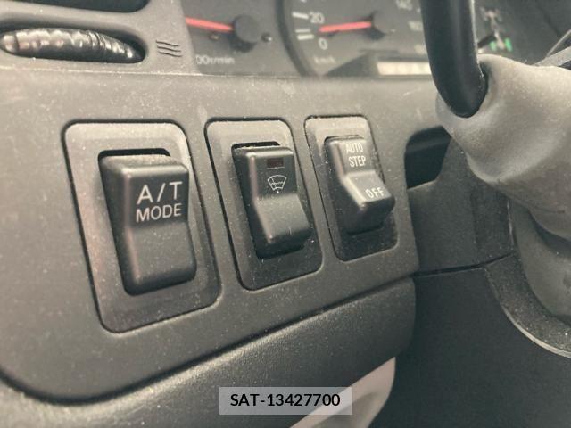 Mitsubishi DELICA SPACEGEAR 2002-11 8314242-20