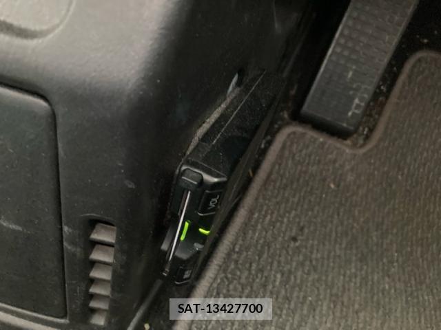 Mitsubishi DELICA SPACEGEAR 2002-11 8314242-21