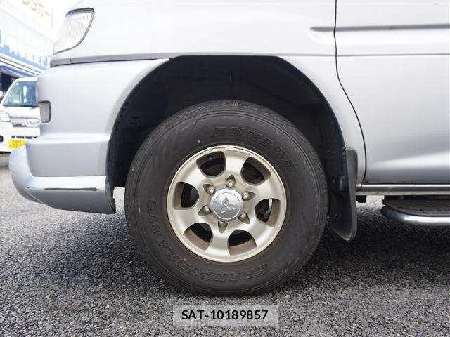 Mitsubishi DELICA SPACEGEAR 2005-09 8412066-16