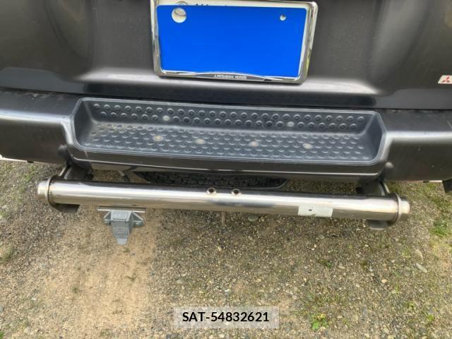 Mitsubishi DELICA SPACEGEAR 2005-01 8658786-10