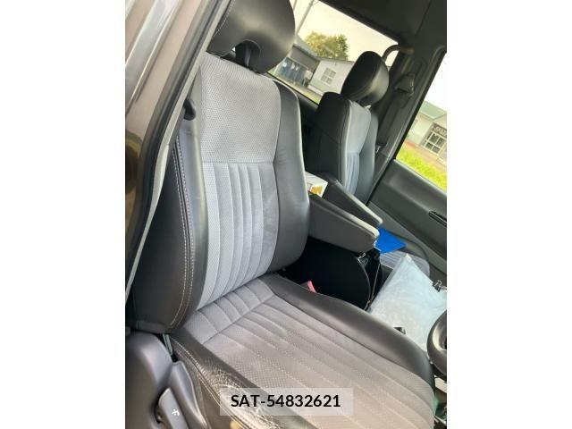 Mitsubishi DELICA SPACEGEAR 2005-01 8658786-12