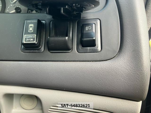 Mitsubishi DELICA SPACEGEAR 2005-01 8658786-17