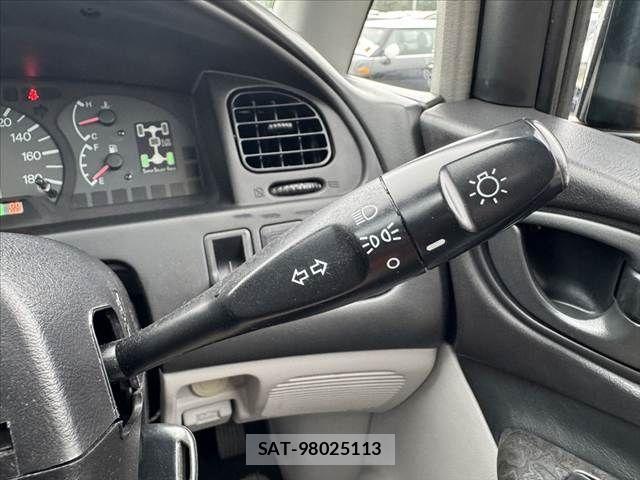 Mitsubishi DELICA SPACEGEAR 2003-07 8780028-27