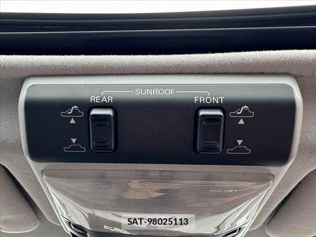 Mitsubishi DELICA SPACEGEAR 2003-07 8780028-29