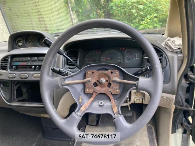 Mitsubishi DELICA SPACEGEAR 1994-12 8828779-13