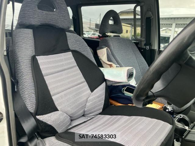 Mitsubishi DELICA SPACEGEAR 2002-05 8848756-12