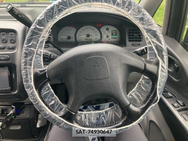 Mitsubishi DELICA SPACEGEAR 2005-03 8879522-18
