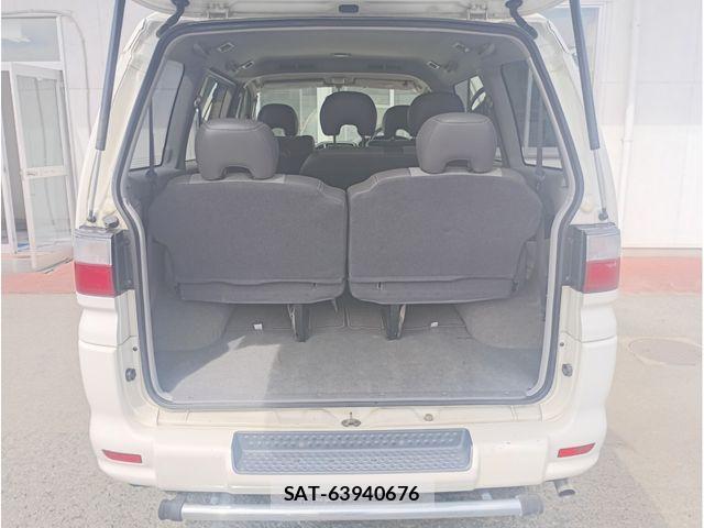 Mitsubishi DELICA SPACEGEAR 2006-01 8879523-12