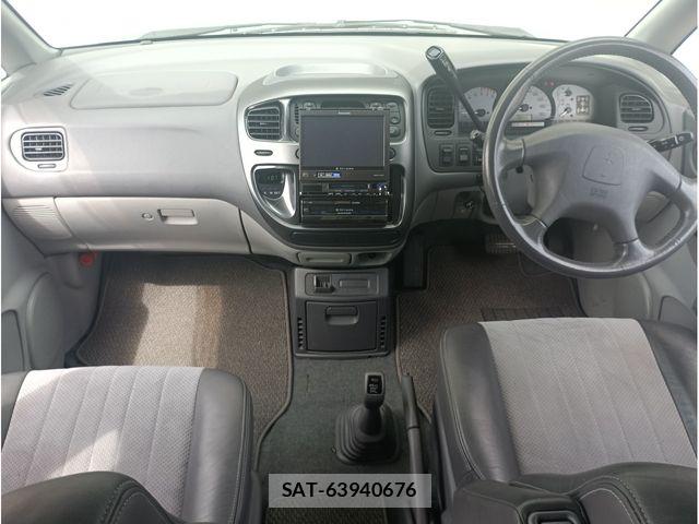 Mitsubishi DELICA SPACEGEAR 2006-01 8879523-17