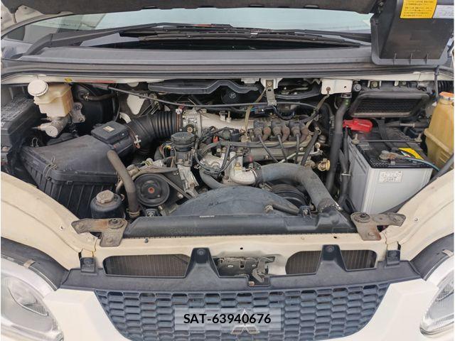 Mitsubishi DELICA SPACEGEAR 2006-01 8879523-29