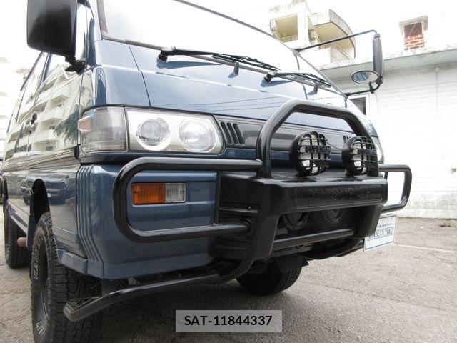 Mitsubishi DELICA 1995-03 8129843-9