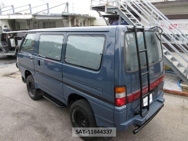 Mitsubishi DELICA 1995-03 8129843-11