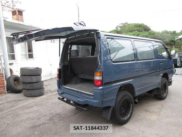 Mitsubishi DELICA 1995-03 8129843-17