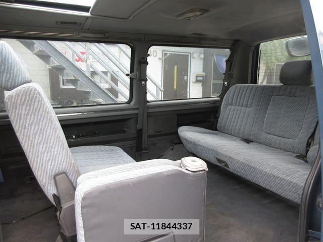 Mitsubishi DELICA 1995-03 8129843-28