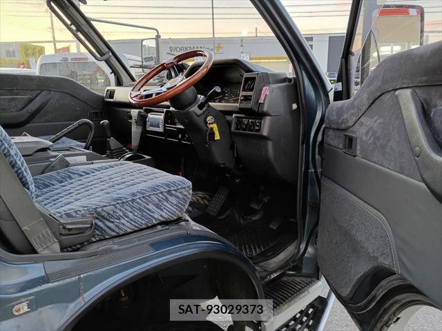 Mitsubishi DELICA 1993-03 2008352-16