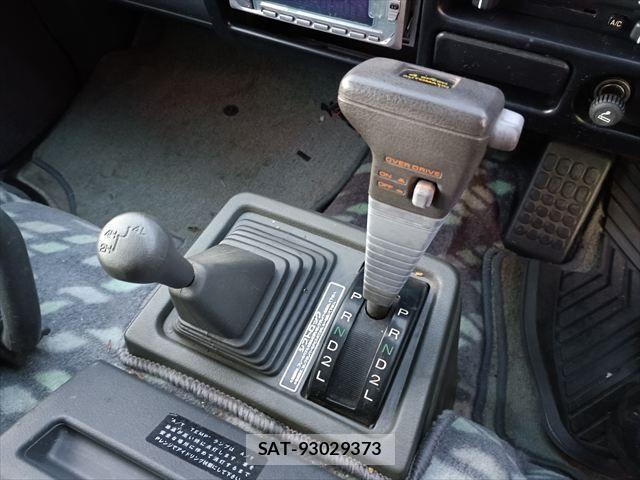 Mitsubishi DELICA 1993-03 2008352-19