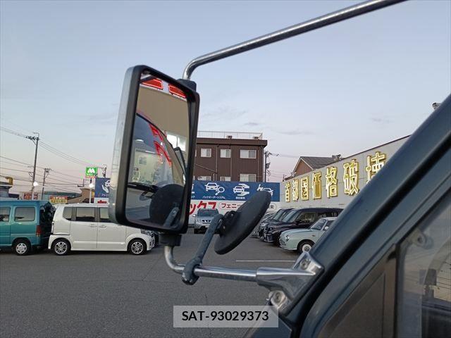 Mitsubishi DELICA 1993-03 2008352-28