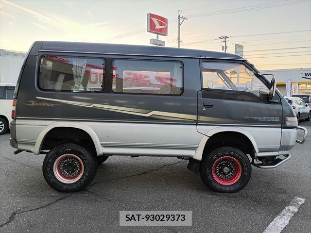 Mitsubishi DELICA 1993-03 2008352-3