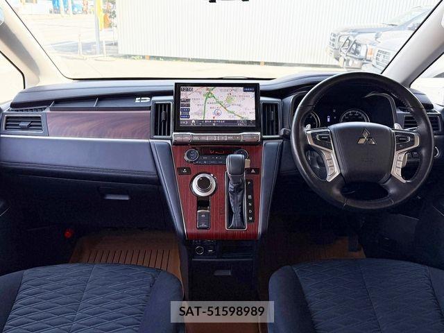 Mitsubishi DELICA 2021-04 4938640-2