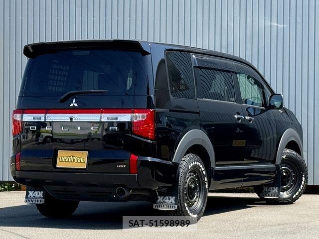 Mitsubishi DELICA 2021-04 4938640-3