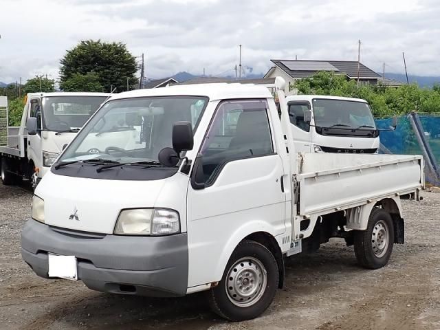 Mitsubishi DELICA 2005-05 7383885-1