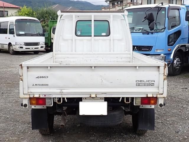 Mitsubishi DELICA 2005-05 7383885-5