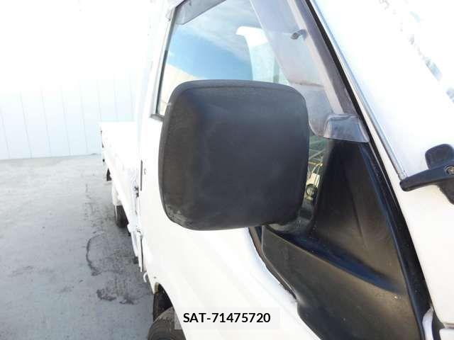 Mitsubishi DELICA TRUCK 2002-01 3667341-12