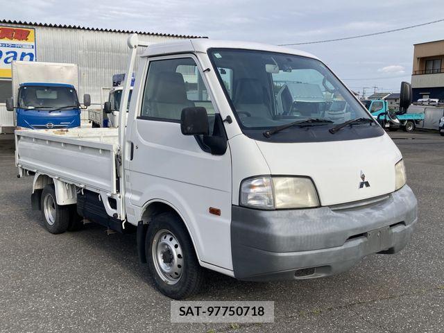 Mitsubishi DELICA TRUCK 2010-11 7217654-0