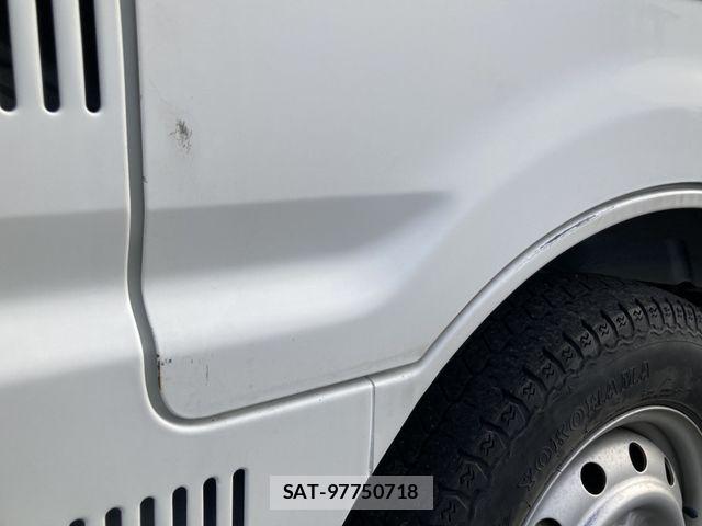 Mitsubishi DELICA TRUCK 2010-11 7217654-11