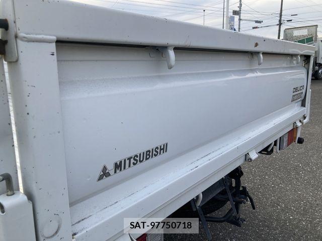Mitsubishi DELICA TRUCK 2010-11 7217654-16