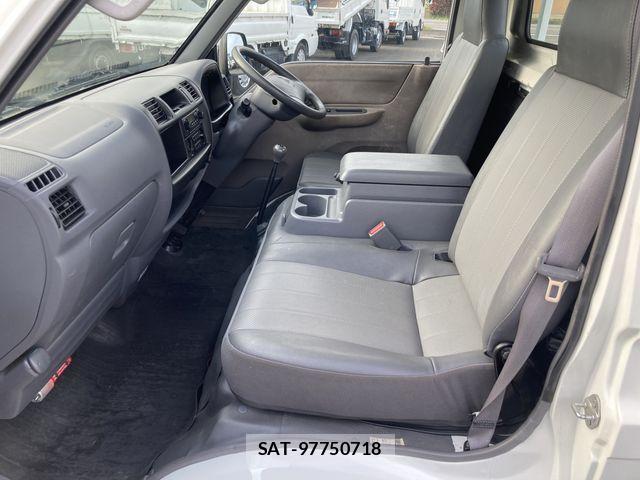 Mitsubishi DELICA TRUCK 2010-11 7217654-6
