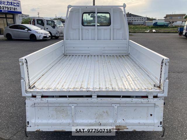 Mitsubishi DELICA TRUCK 2010-11 7217654-8