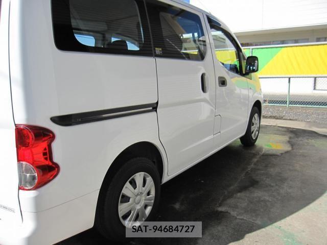 Mitsubishi DELICA VAN 2017-07 1220259-3