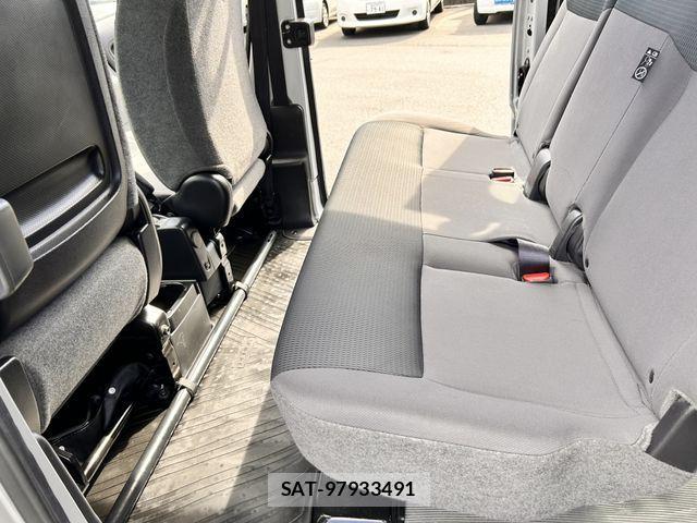 Mitsubishi DELICA VAN 2013-09 1330535-13