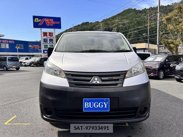 Mitsubishi DELICA VAN 2013-09 1330535-29