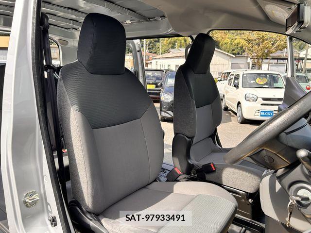 Mitsubishi DELICA VAN 2013-09 1330535-5