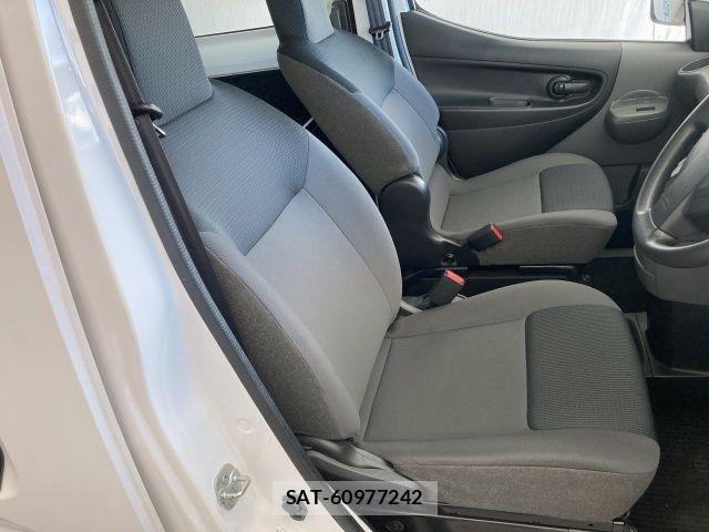 Mitsubishi DELICA VAN 2018-12 3667349-10