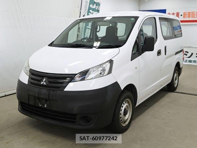 Mitsubishi DELICA VAN 2018-12 3667349-3