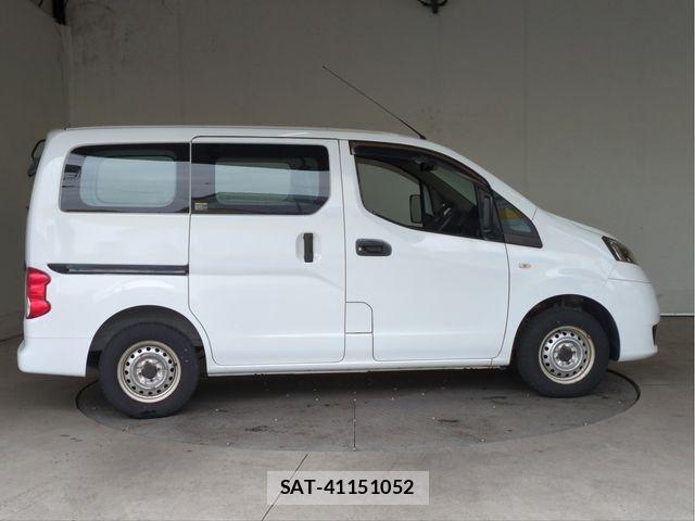 Mitsubishi DELICA VAN 2015-08 6611559-18