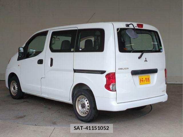 Mitsubishi DELICA VAN 2015-08 6611559-20