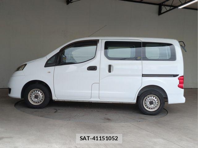 Mitsubishi DELICA VAN 2015-08 6611559-21