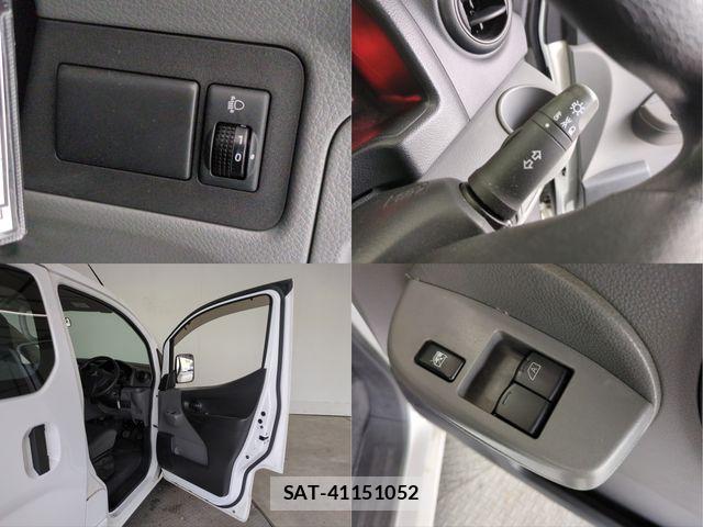 Mitsubishi DELICA VAN 2015-08 6611559-29